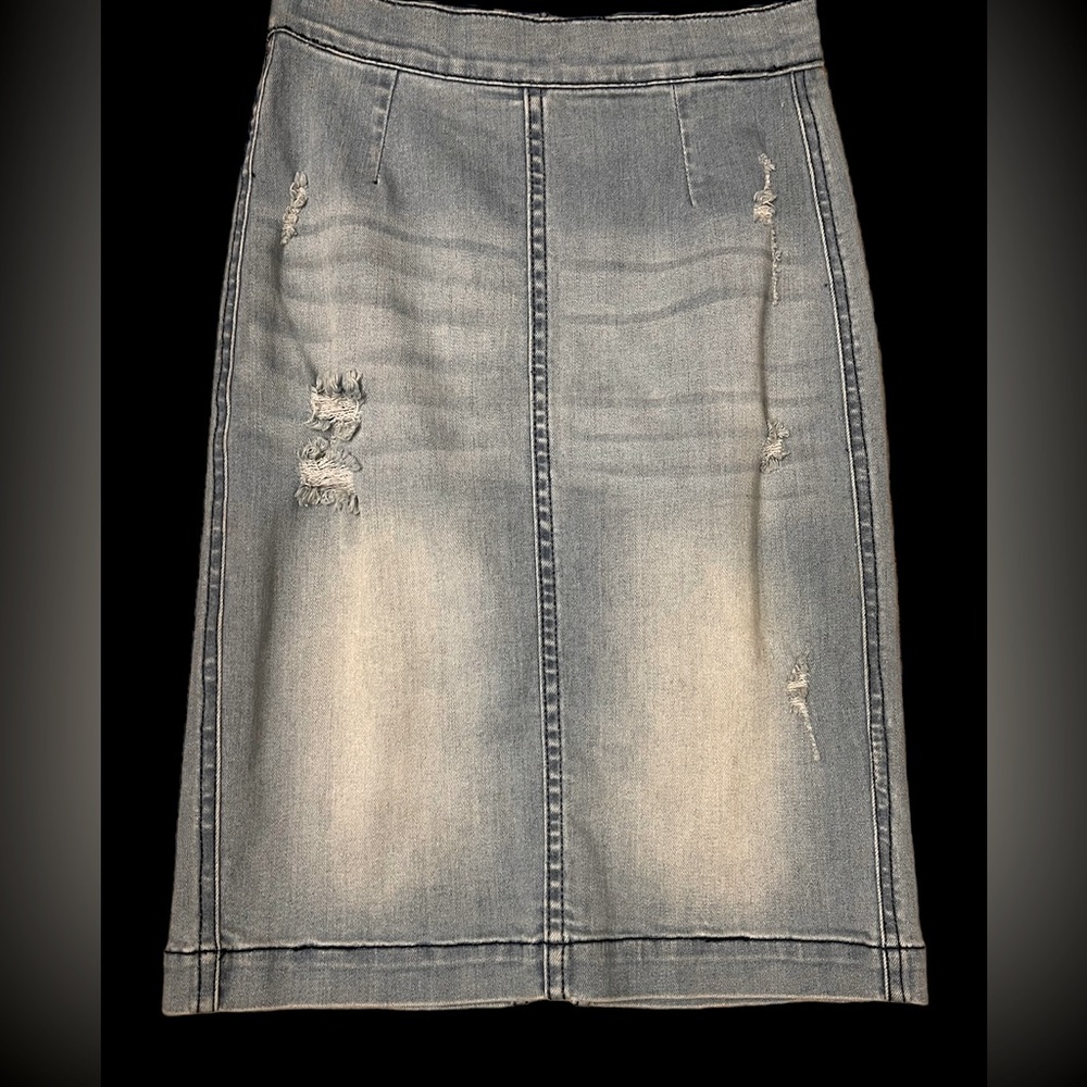 Bebe Denim Skirt . 00